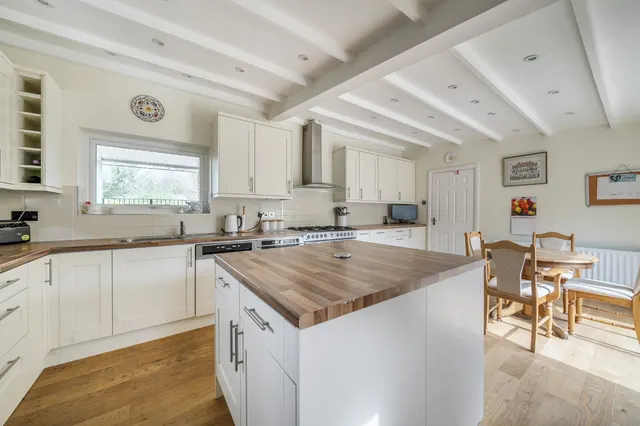 Hookpit Farm Lane, Kings Worthy, SO23, photo 2