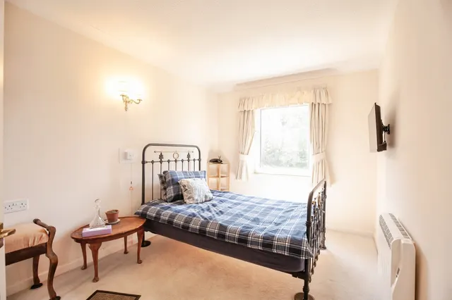 Heath Road, Haywards Heath, RH16, photo 3