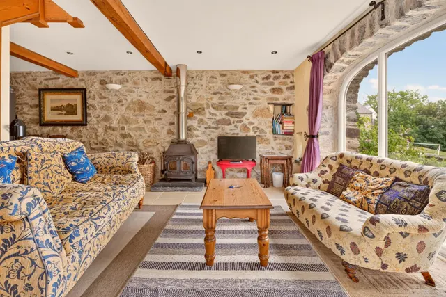 Pen Y Cwm, Haverfordwest, SA62, photo 3