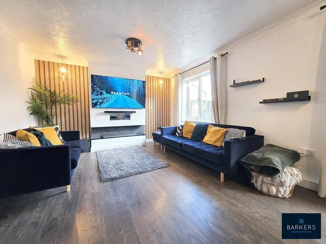 Photo 2 — Royd Moor Road, Bradford 4 BD4 0TR