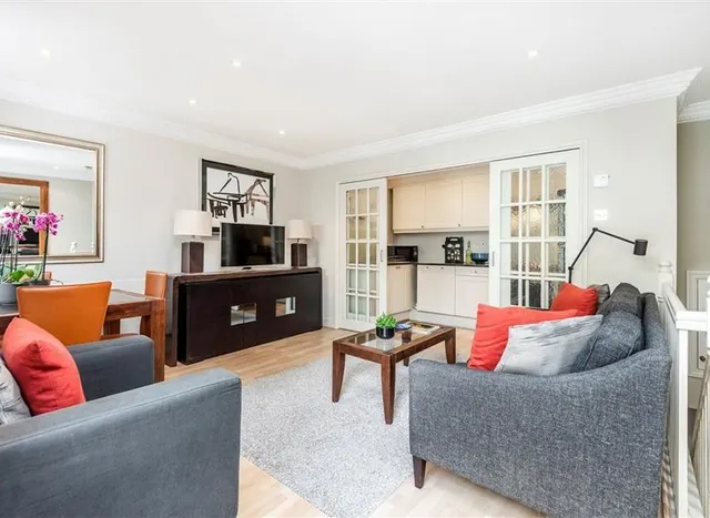 Photo 2 — Collingham Gardens, South Kensington, SW5