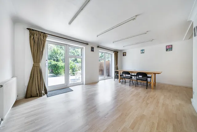 Woodridge Way, Northwood, HA6, photo 2