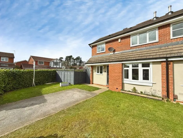 Briarwood Close Gonerby Hill Foot, Grantham, photo 1