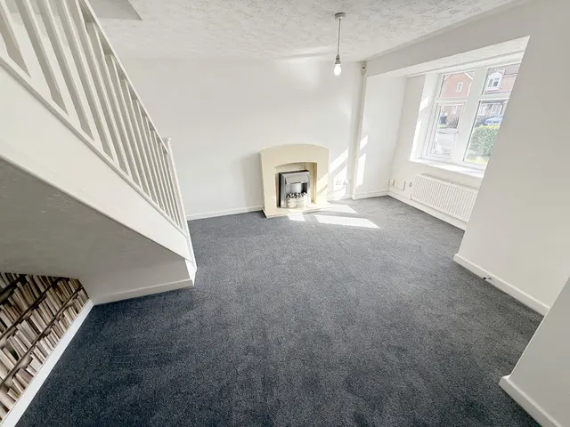 Photo 2 — Briarwood Close Gonerby Hill Foot, Grantham