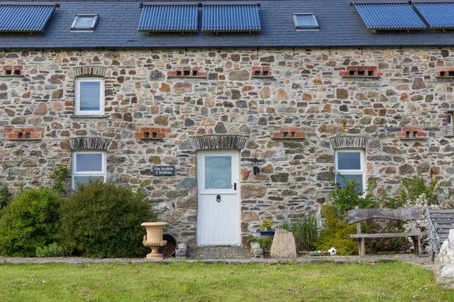 Pen Y Cwm, Haverfordwest, SA62, photo 1