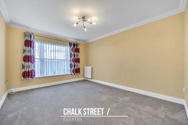 Photo 2 — Hornchurch Road, Hornchurch, RM12 4TE