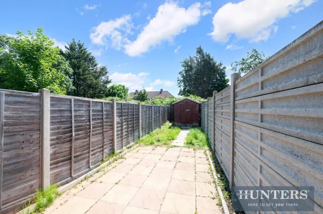 Photo 2 — Washington Road, Worcester Park