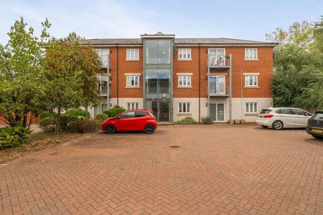 Brock Grove, Oxford, OX2, photo 1