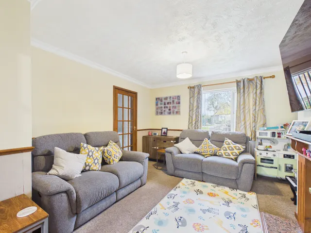 Parkway, Bridgwater, TA6, photo 3