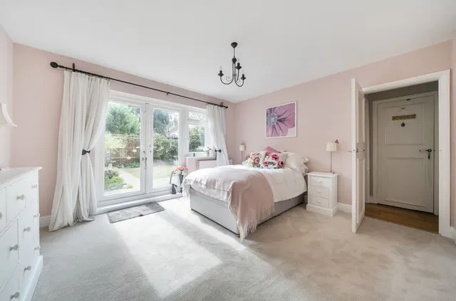 Photo 2 — Woodside Crescent, Chenies Woodside Crescent Sidcup Greater London Sidcup, SIDCUP, Kent, DA157JJ