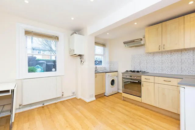 Buckingham Road, N1, photo 1