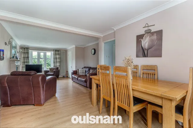 Photo 3 — New Meadow Close, Northfield, Birmingham, B31 3XT