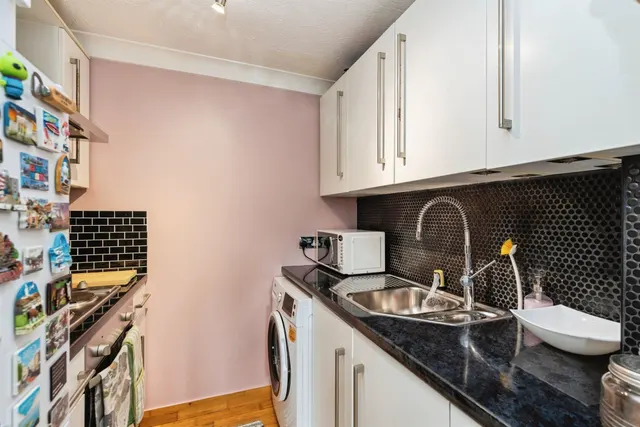 Northcote Road, Bournemouth, BH1, photo 2