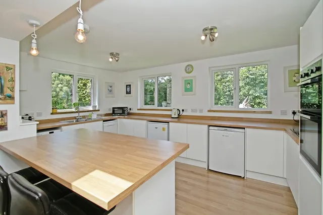 Whitworth Close, St. Agnes, TR5, photo 2