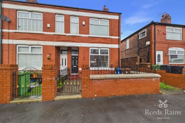 Salisbury Street, Reddish, SK5, photo 1