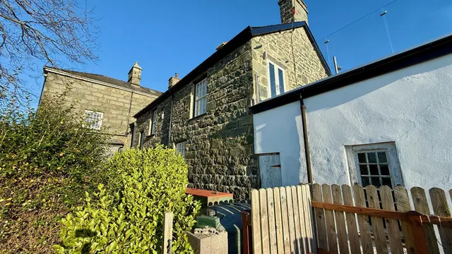 Above Spar Shop High Street, Harlech, LL46, photo 2