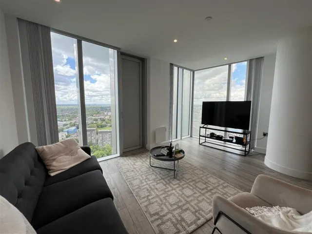 Silvercroft Street, Manchester, M15, photo 1