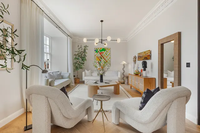 Photo 3 — Upper Fielde, Mayfair, London