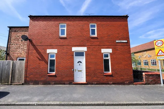 Coombes Street, STOCKPORT, Cheshire, SK2, photo 1