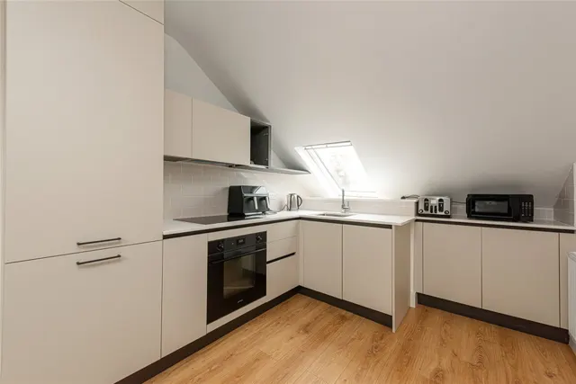 Archway Road, Highgate, photo 2