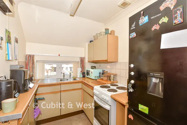 Stein Road, Emsworth, PO10, photo 3