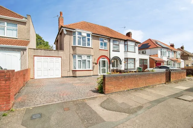 Fir Tree Avenue, Coventry, West Midlands, CV4, photo 1
