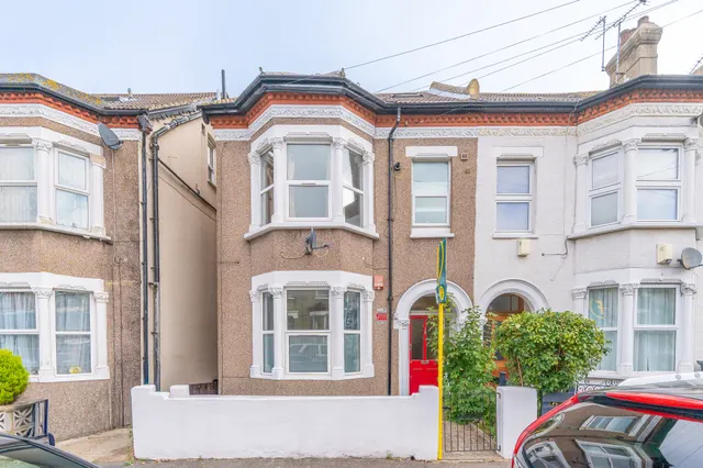Thornton Heath, CR7, photo 1
