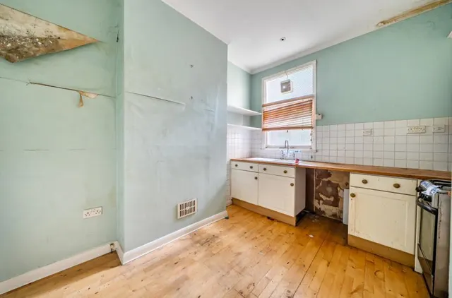 Starfield Road, London, W12, photo 3