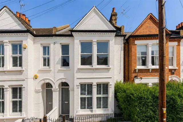 Cathles Road, London, SW12, photo 1