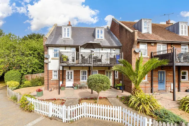 Wheelwrights Close, Arundel, BN18, photo 1