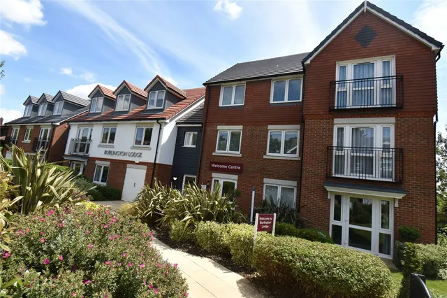 Birchwood Park Avenue, BR8, photo 1