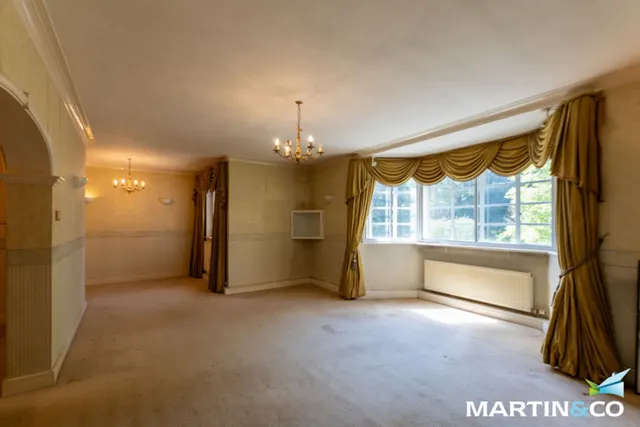 Photo 3 — Viceroy Close, Edgbaston, B5