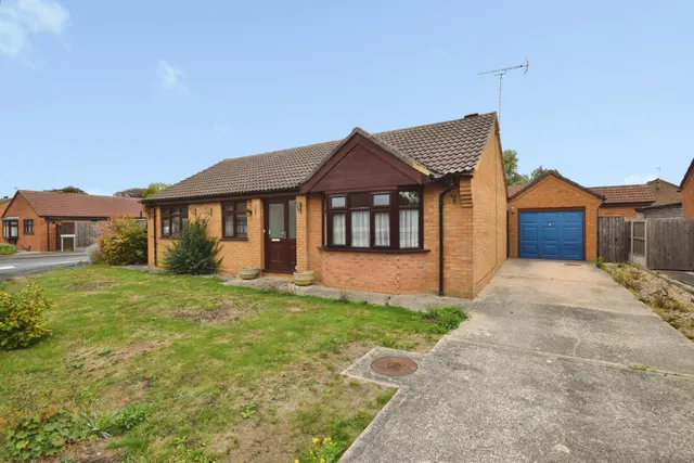 Millers Way, Alford, LN13, photo 1