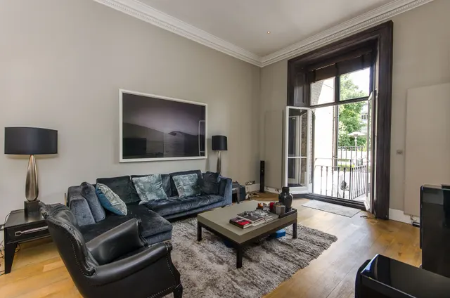 Flat 4, 21 Onslow Gardens, London, photo 1