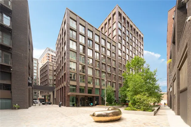 A105 Capital Building, Embassy Gardens, 8 Union Square, London, SW11 7AE, photo 1