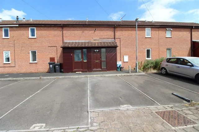 Sidmouth Gardens, Bedminster, BS3, photo 1