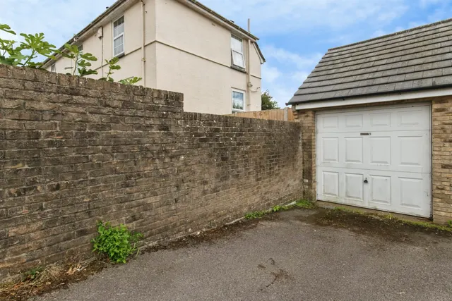 Weller Road, Axminster, EX13, photo 2
