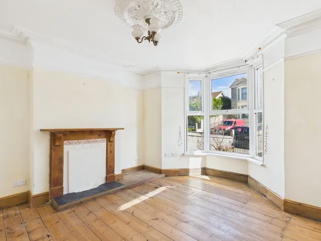 Cardrew Terrace, Redruth, TR15, photo 3