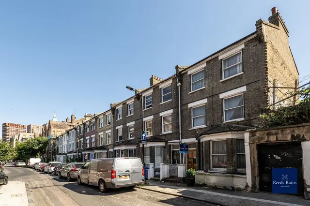 Boundary Lane, London, SE17, photo 1