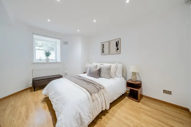 Photo 3 — Mount Nod Road, Streatham, London, SW16