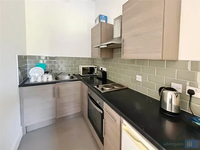 Croxteth Drive, Liverpool, L17, photo 3
