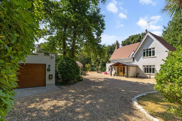 3 bedroom house — Burton Road, Poole, Dorset, BH13 6DU