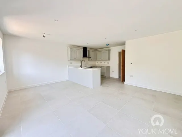 Photo 2 — Chuzzlewit Close, Shorne, DA12