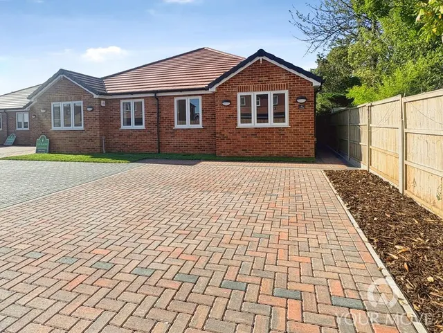 Chuzzlewit Close, Shorne, DA12, photo 1