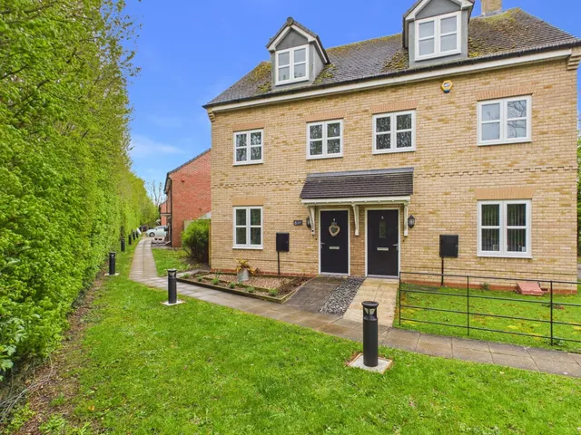 Kestrel Row, Southam, CV47, photo 2