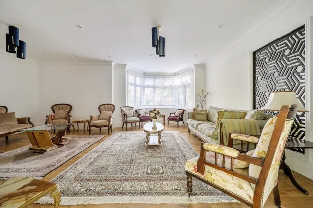 Wolsey Road, Northwood, HA6, photo 3