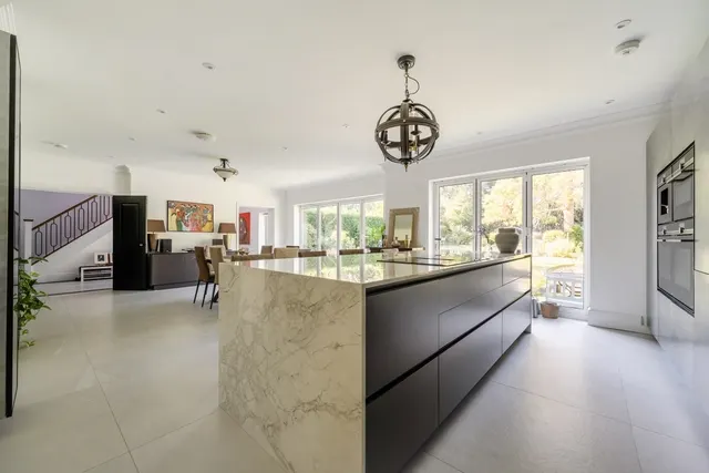 Wolsey Road, Northwood, HA6, photo 2
