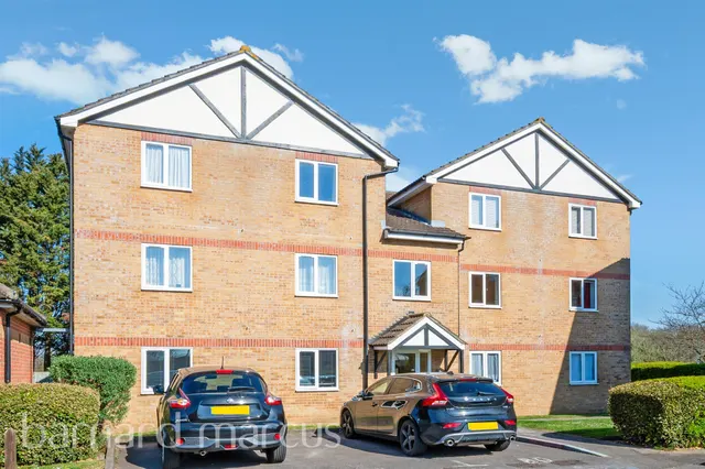 Foxglove Way, Wallington, SM6, photo 1