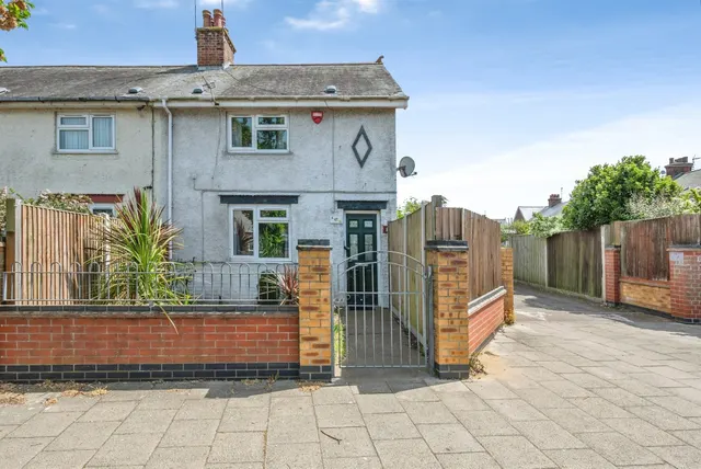 Copperfield Avenue, Great Yarmouth, photo 1