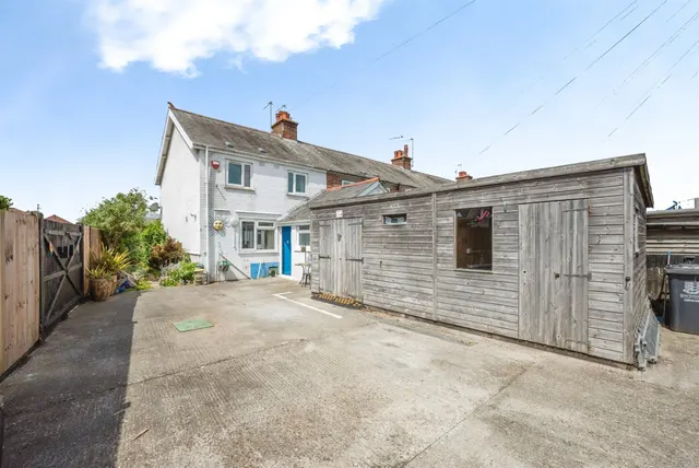 Photo 2 — Copperfield Avenue, Great Yarmouth